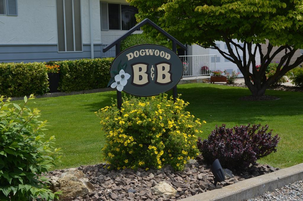 Dogwood Bed & Breakfast Summerland Ngoại thất bức ảnh